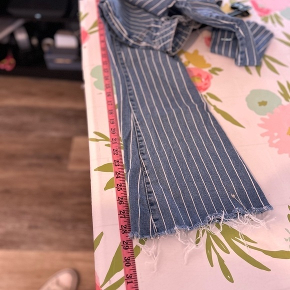 Cello Jeans Women's Juniors High Rise Denim Bell Bottom Flares size 3 - Picture 10 of 10